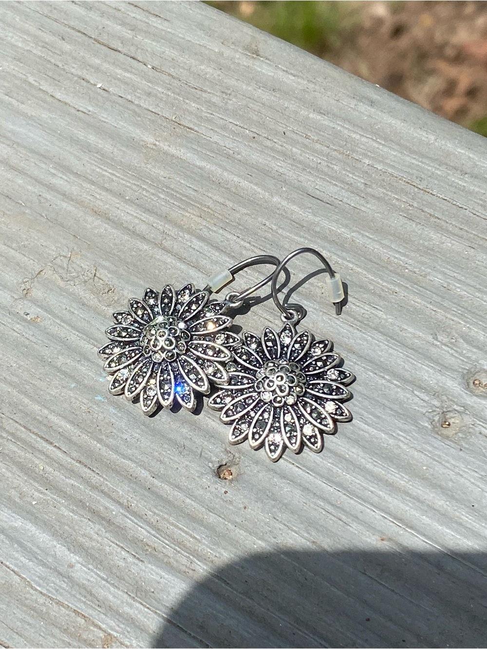 Vintage Fossil Silver Sunflower Dangle Earrings with Tiny Crystals ✨ 🌻 ✨
